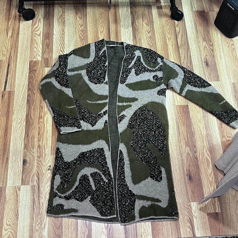 Camo eyelash knit cardigan NWT